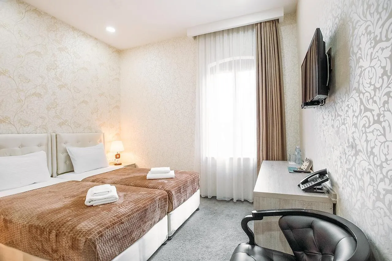 Hotel Aivani Old ティビリシ