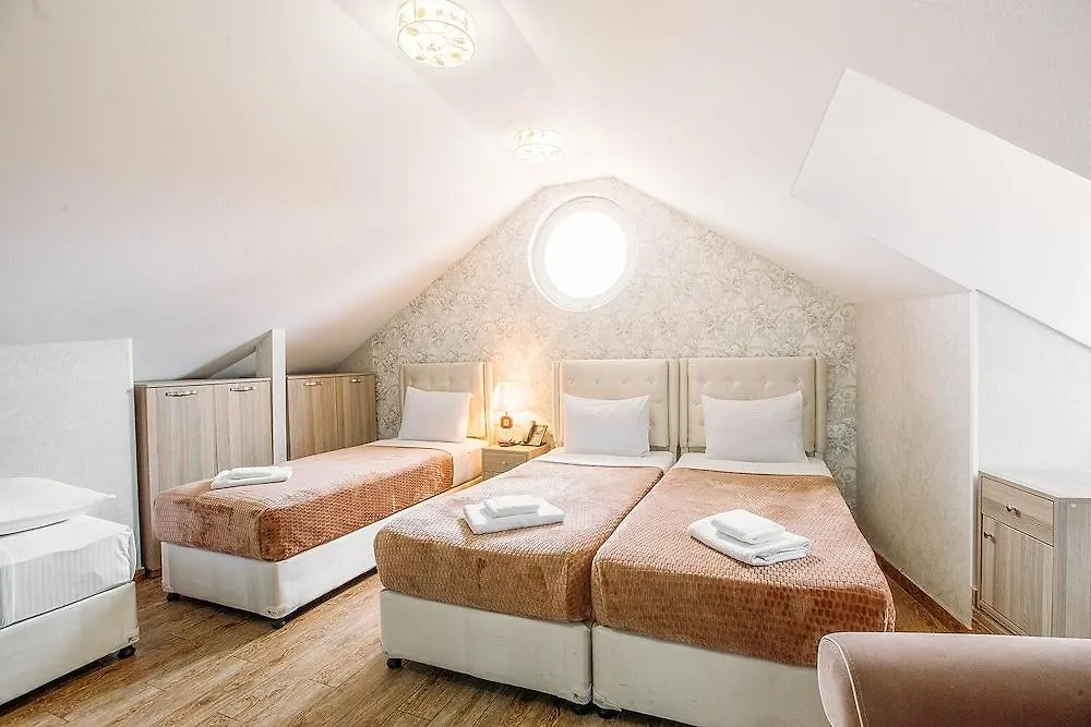Hotel Aivani Old Tbilisi 4*,