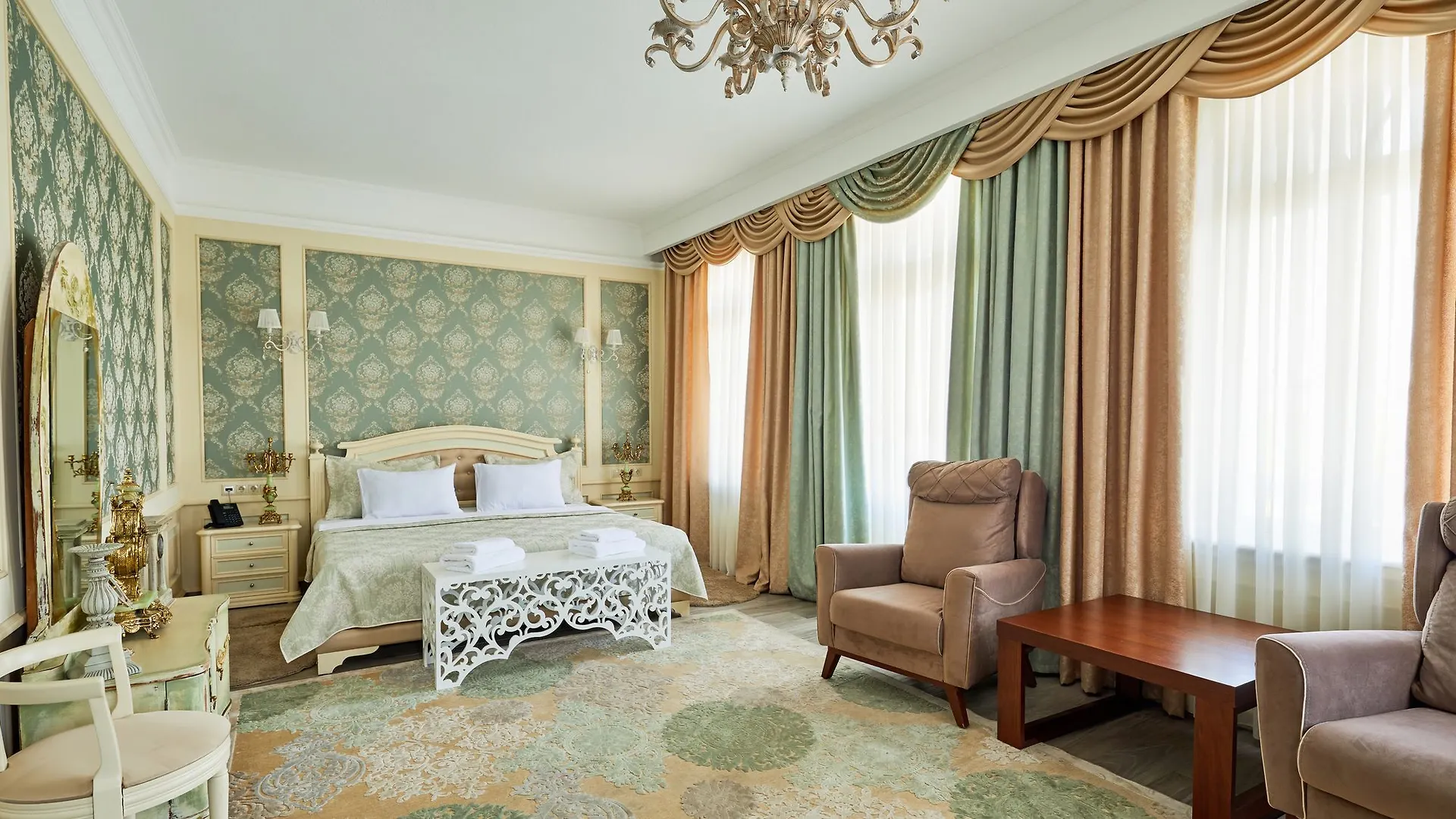 ****  Hotel Aivani Old Tbilisi Georgia